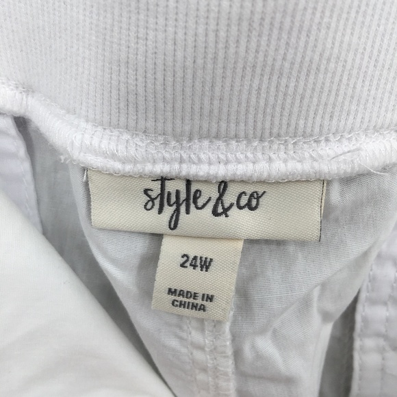 NEW Style & Co Bermuda Shorts roll cuff outdoor casual White 24W plus women's - Picture 9 of 13